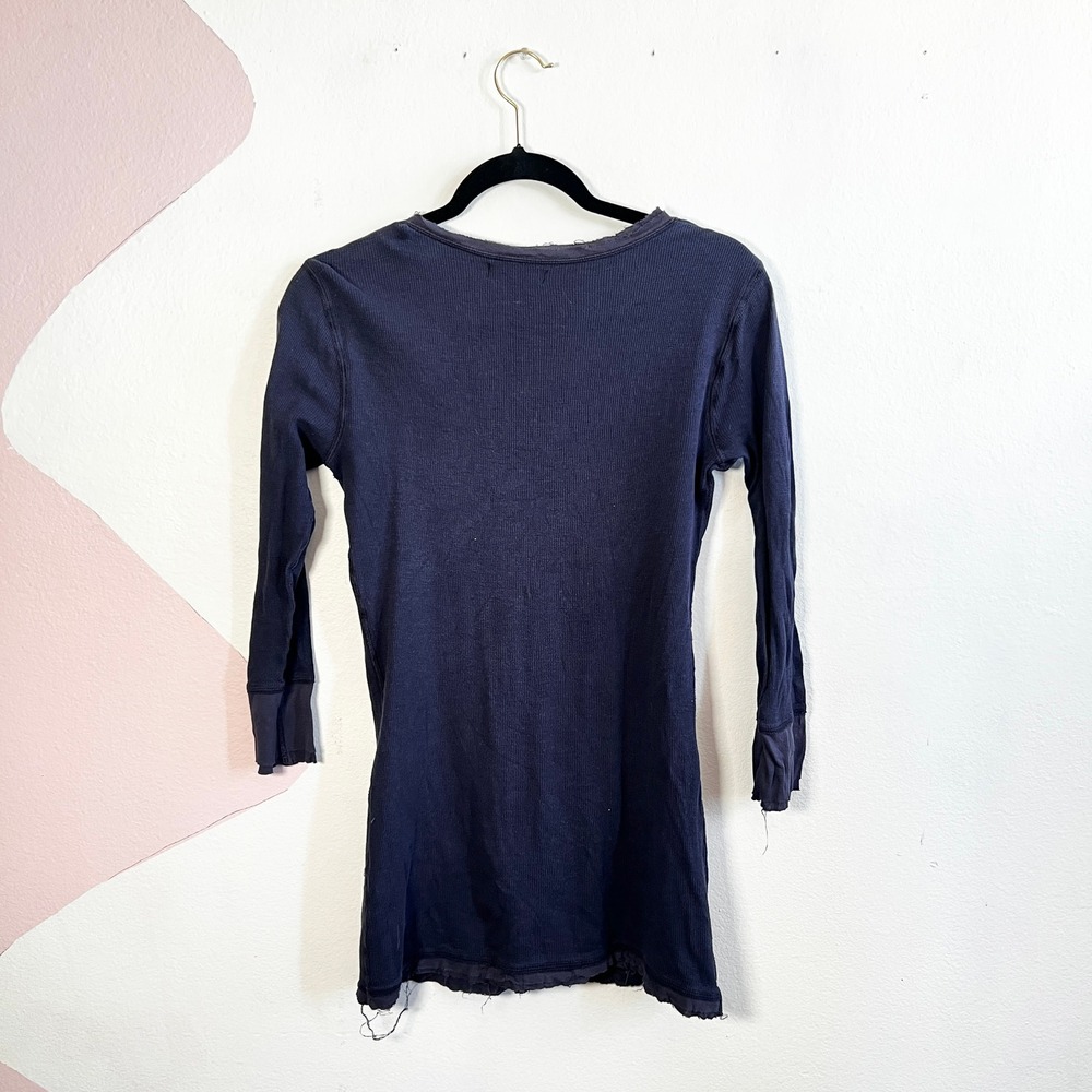 Vintage Y2K Ribbed Long Sleeve Henley Top Bella Swan 2000s Distressed - Picture 2 of 10
